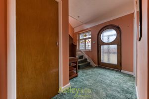 hallway- click for photo gallery